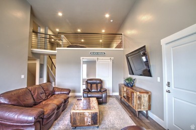 New Price, make the move to Bear Lake. This end double inits - photo 35