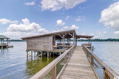 Welcome to your Lake Bruin getaway. Whether you're searching for - photo 7