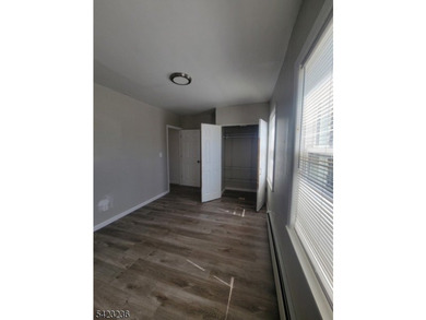 Move-in ready and fully renovated corner home in Atlantic City! - photo 2