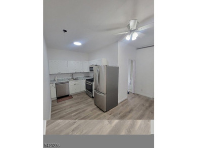 Move-in ready and fully renovated corner home in Atlantic City! - photo 6