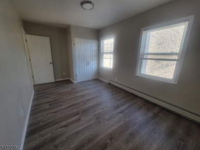 Move-in ready and fully renovated corner home in Atlantic City! - photo 10