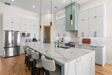 Welcome to this stunning modern home offering 4 spacious - photo 5