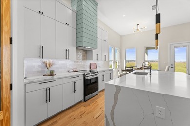 Welcome to this stunning modern home offering 4 spacious - photo 8