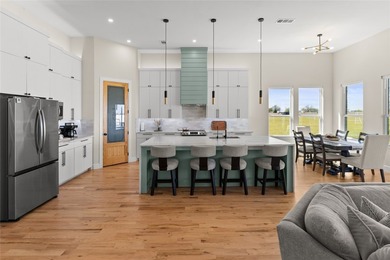 Welcome to this stunning modern home offering 4 spacious - photo 10