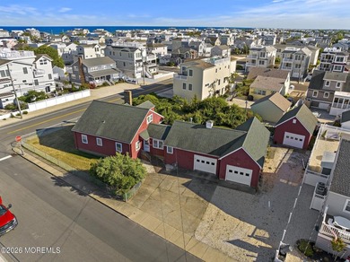 Rare Opportunity Oceanside in Beach Haven Gardens! Situated on - photo 1