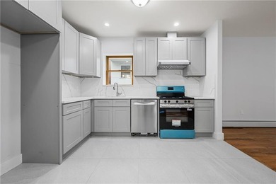 Prime location quality built NEW CONSTRUCTION full brick three - photo 21