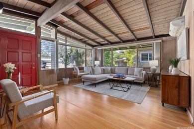 Oahu Island - Lake Wilson/Wahiawa Reservoir Home Active Under Contract in Wahiawa Hawaii