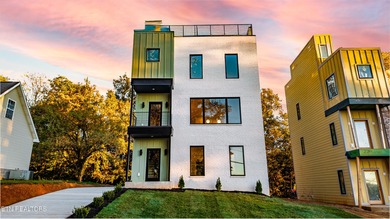 Fort Loudoun Lake Home Sale Pending in Knoxville Tennessee