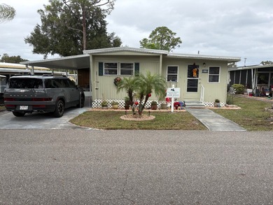Lake Huntley Home For Sale in Lake Placid Florida