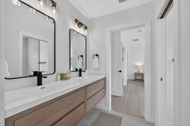Completely rebuilt 4BR/3BA home featuring a major renovation - photo 21