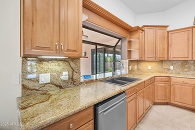 Beautiful single-story home featuring 3 bedrooms and 3 bathrooms - photo 22