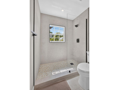 Completely rebuilt 4BR/3BA home featuring a major renovation - photo 22