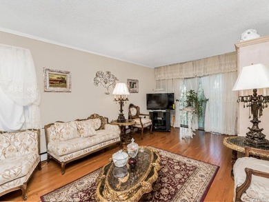 Welcome to this exceptional legal two-family semidetached brick - photo 7