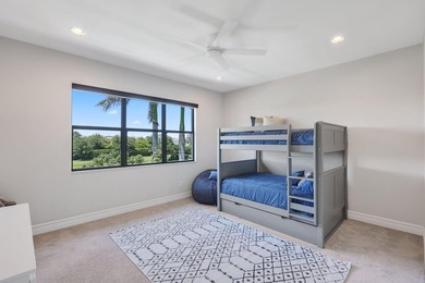 Newly reduced! Welcome to this beautiful, warm and inviting five - photo 37