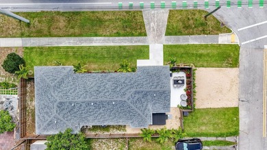 Completely rebuilt 4BR/3BA home featuring a major renovation - photo 39