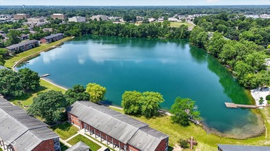 Welcome to this charming 3 bedroom, 2 bath condo offering - photo 40