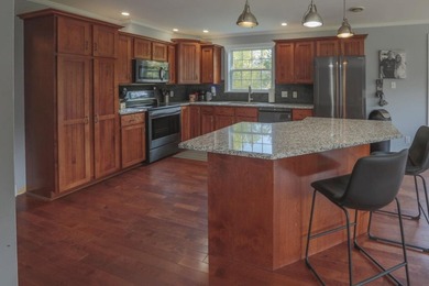 Discover the perfect blend of comfort, convenience, and - photo 4