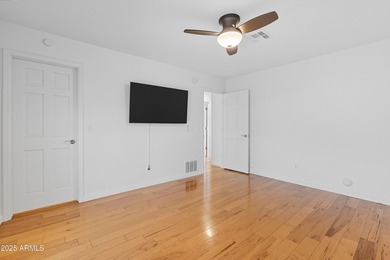 Beautiful single-story home featuring 3 bedrooms and 3 bathrooms - photo 51