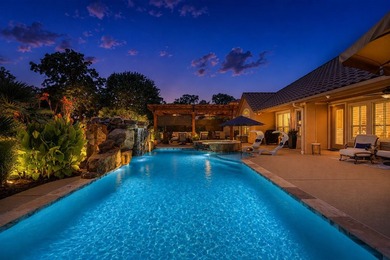Tucked inside the coveted Catalina Bay waterfront community - photo 2