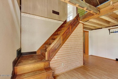 Bring your vision and make this charming 1928 bungalow your own! - photo 25