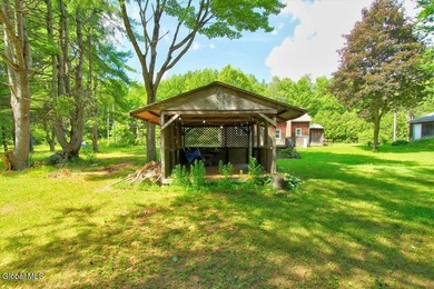 Bring your vision and make this charming 1928 bungalow your own! - photo 41