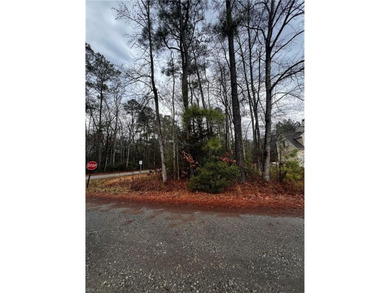 Corner lot located in the Piankatank Shore waterfront community - photo 2