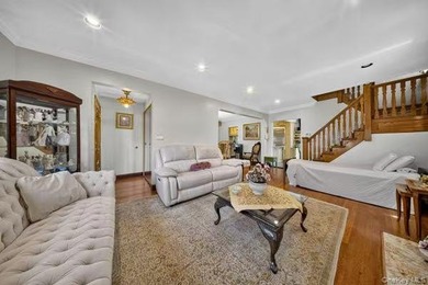 Welcome to this spacious detached Colonial located in the highly - photo 3