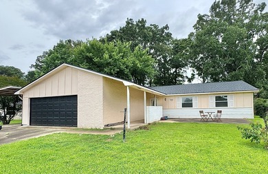 Additional listing photo 1