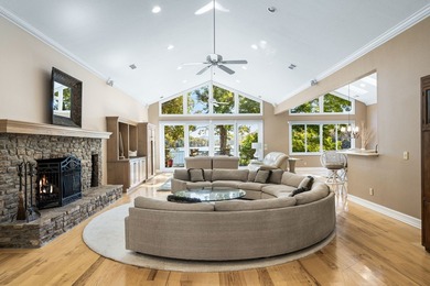 Luxury Living on Lake Chatuge in Heather's Cove! Experience the - photo 10