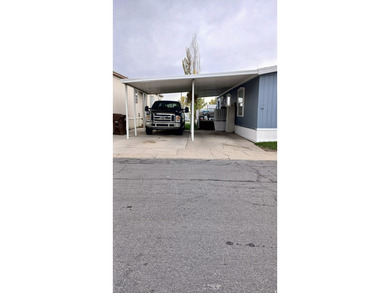 Welcome to this beautifully maintained mobile home in North - photo 5