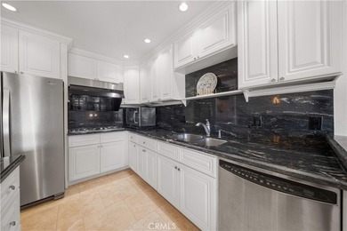 2326 Vista Hogar is a tri-level home located in the Bluffs - photo 12