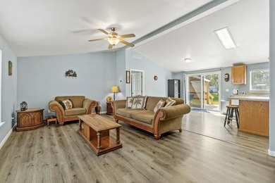 AFFORDABLE AFFORDABLE AFFORDABLE & Quality home on 1/2 acre (2 - photo 4
