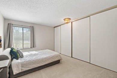 Welcome to sought-after Cimarron Ponds, where comfort - photo 17