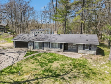 Miner Lake Home For Sale in Allegan Michigan