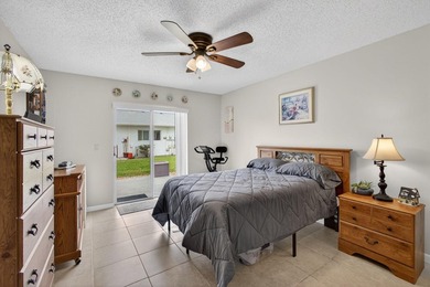 Beautiful one-story villa located in a desirable 24-hour manned - photo 23