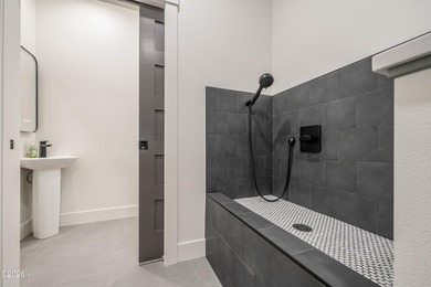 Just completed new construction, this modern residence blends - photo 33