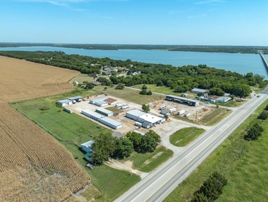 Bardwell Lake Commercial For Sale in Ennis Texas