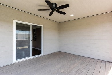 This stunning 5-bedroom, 3-bathroom home offers all the upgrades - photo 22