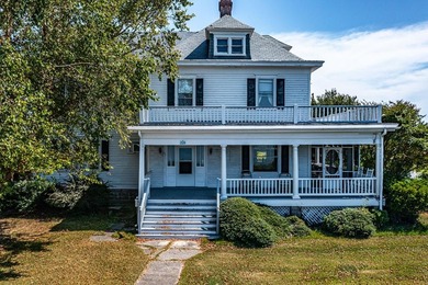 Great Wicomico River Home For Sale in Reedville Virginia