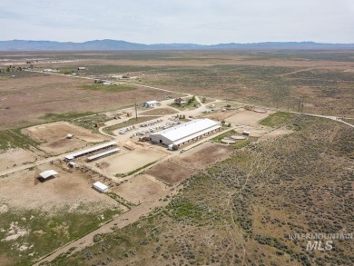 A Horse Lover's Paradise - Live, Ride, and Relax All in One