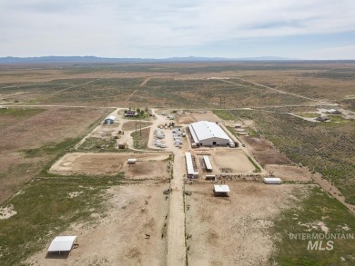 A Horse Lover's Paradise - Live, Ride, and Relax All in One