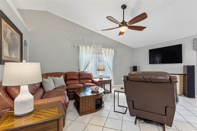 Welcome to this beautifully maintained 3-bedroom, 2-bath home in - photo 4