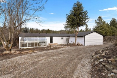 Lake Home For Sale in Chattaroy, Washington