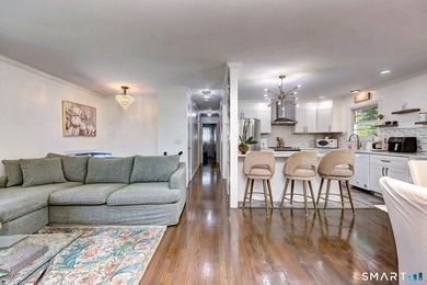 Welcome to this beautiful raised ranch located on a quiet street - photo 11