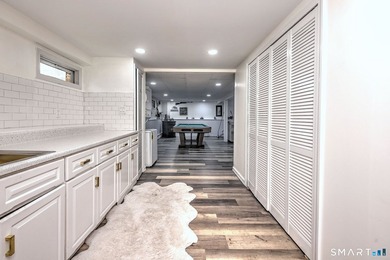 Welcome to this beautiful raised ranch located on a quiet street - photo 34
