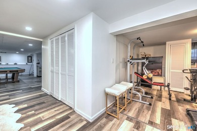 Welcome to this beautiful raised ranch located on a quiet street - photo 35