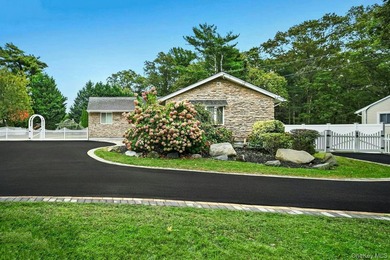 Surprisingly Spacious and Expanded Ranch in Sayville - Updated - photo 4