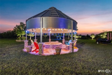 Rare French Country gated estate on 12acres features plantation - photo 4