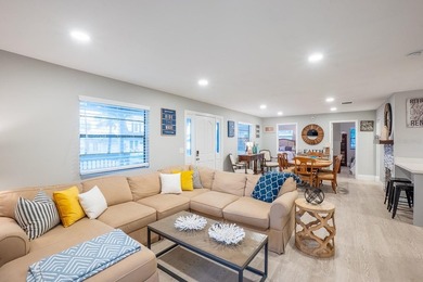 This updated and fully furnished Daytona Beach duplex offers a - photo 4