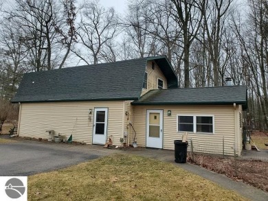 Elbow Lake - Ogemaw County Home For Sale in Prescott Michigan